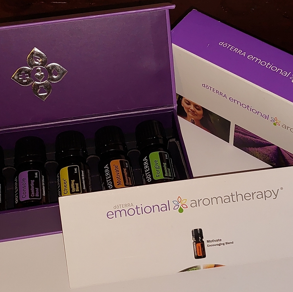 doTERRA Emotional Aromatherapy System Kit  